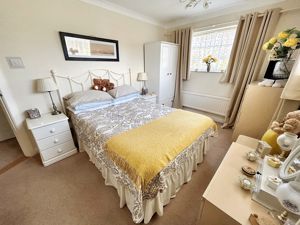 Bedroom- click for photo gallery